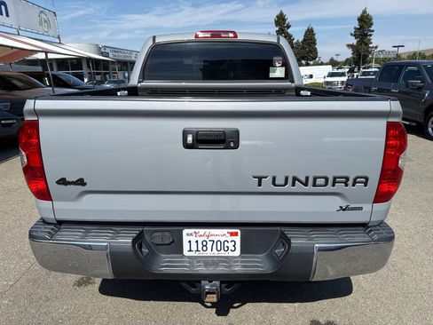 Used 2019 Toyota Tundra SR5 w/ SR5 Upgrade Package AWD/4WD image 4