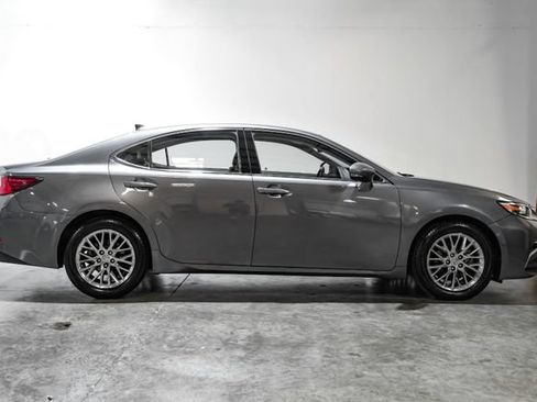 Used 2017 Lexus ES 350 FWD image 12