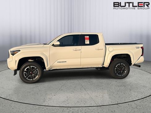 New 2026 Toyota Tacoma TRD Sport AWD/4WD image 3