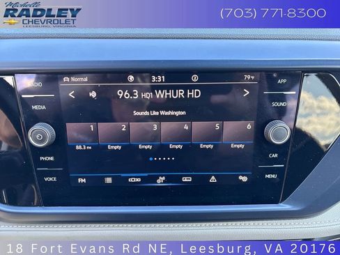 Used 2024 Volkswagen Taos SE AWD/4WD image 7