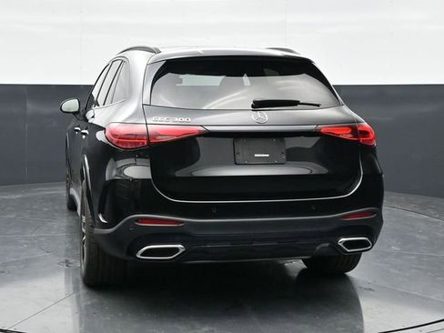 Used 2023 Mercedes-Benz GLC 300 image 6