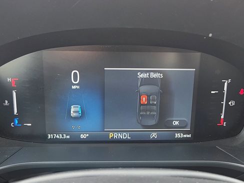 Certified 2025 Ford Escape ST-Line AWD/4WD image 11