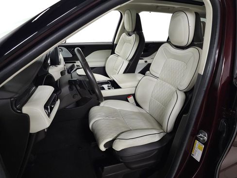 Used 2021 Lincoln Aviator Black Label AWD/4WD image 19