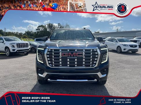 New 2026 GMC Yukon XL Denali w/ Denali Reserve Package AWD/4WD image 3