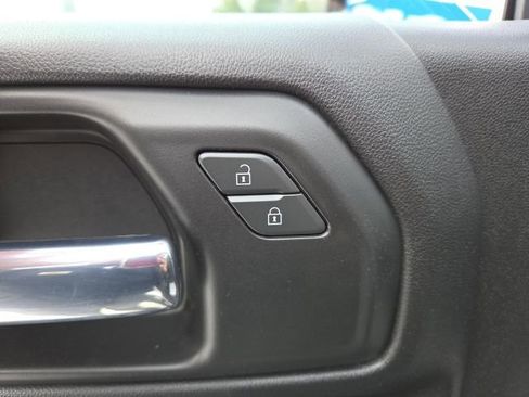 Used 2022 Chevrolet Silverado 1500 Custom Trail Boss w/ LPO, Dark Essentials Package image 52