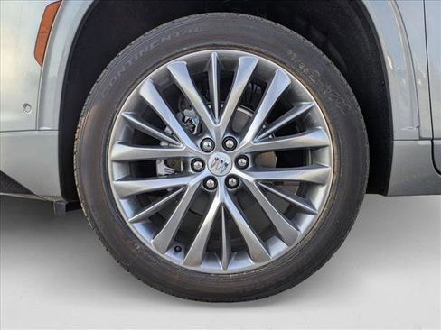 New 2026 Buick Enclave Avenir w/ Super Cruise Package FWD image 10