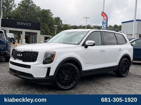 Used 2022 Kia Telluride EX w/ EX Premium Package AWD/4WD image 2