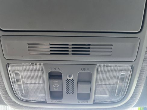 Used 2015 Honda Accord EX image 25