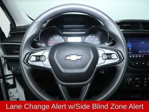 Used 2023 Chevrolet TrailBlazer LT w/ Convenience Package AWD/4WD image 22
