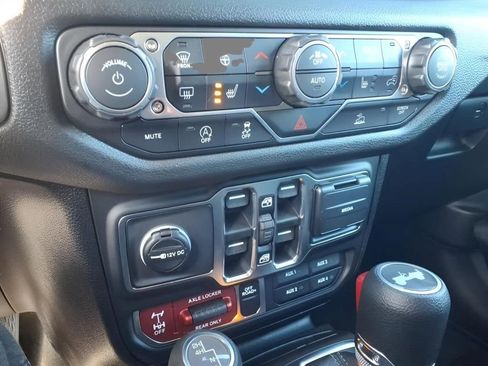 New 2026 Jeep Wrangler Unlimited Sport image 10