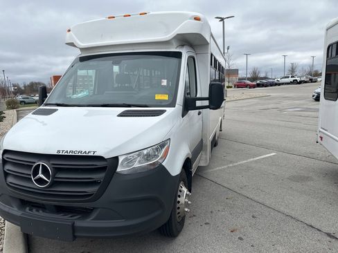 Used 2022 Mercedes-Benz Sprinter 3500 image 5