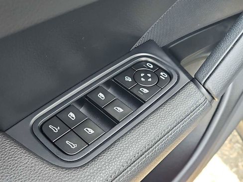 Certified 2024 Porsche Cayenne image 12