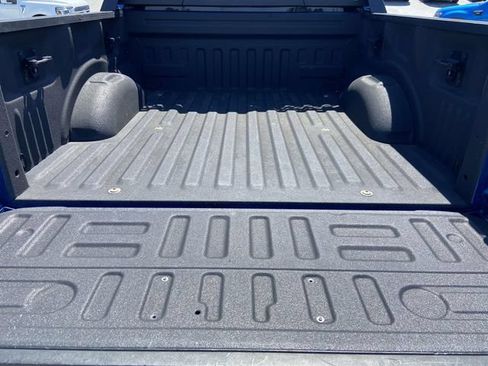 Used 2017 Ford F150 Raptor w/ Equipment Group 801A Mid AWD/4WD image 10