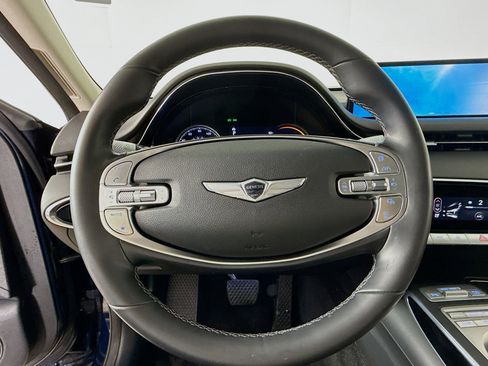 Used 2023 Genesis GV70 2.5T image 11