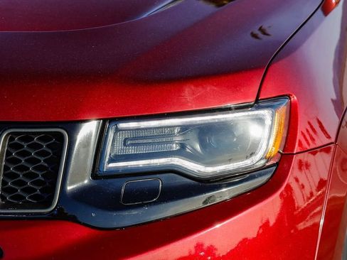 Used 2021 Jeep Grand Cherokee Trackhawk image 5