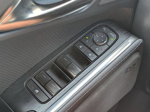 Used 2024 Lexus GX 550 w/ Accessory Package (31) AWD/4WD image 16