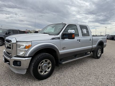 Used 2014 Ford F350 Lariat w/ Lariat Chrome Package AWD/4WD image 5