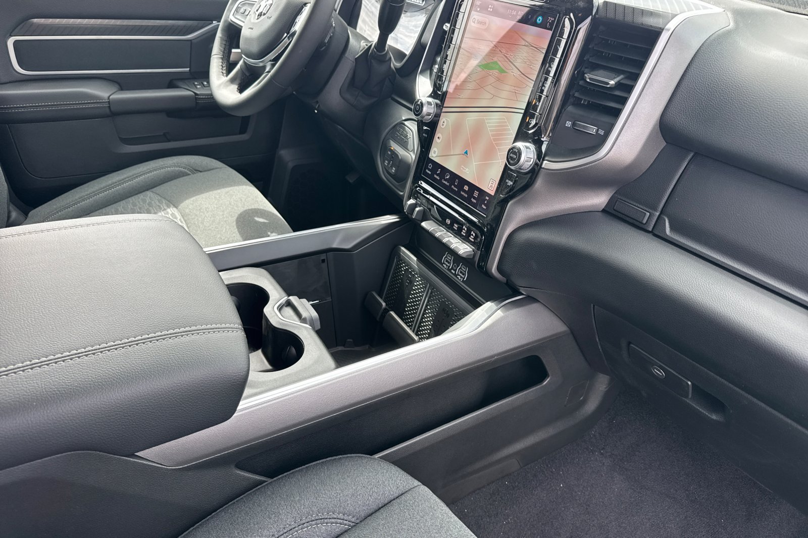 New 2027 RAM 3500 Big Horn AWD/4WD image 14
