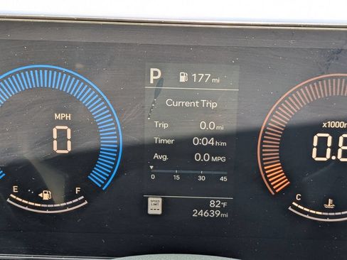 Used 2025 Hyundai Sonata SEL FWD image 25