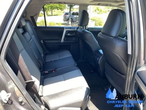 Used 2018 Toyota 4Runner SR5 Premium AWD/4WD image 11