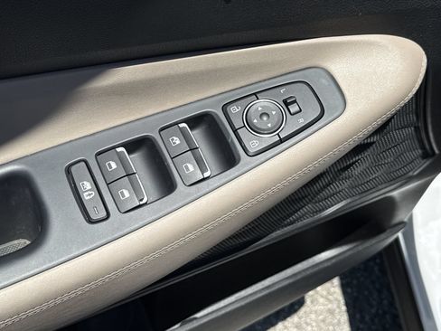 Used 2023 Hyundai Santa Fe SE FWD image 14
