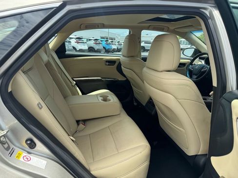 Used 2014 Toyota Avalon XLE Premium FWD image 16