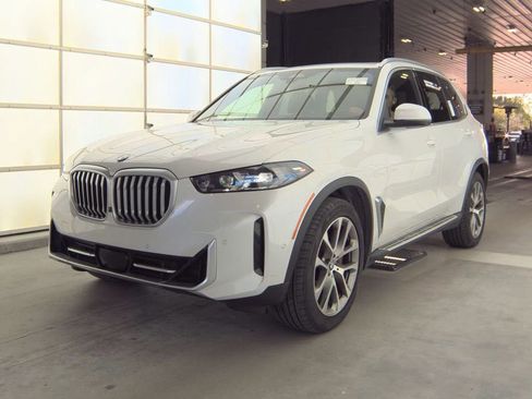 Used 2024 BMW X5 sDrive40i image 1
