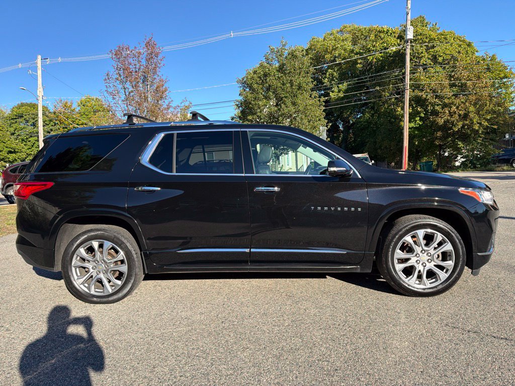 Used 2020 Chevrolet Traverse Premier AWD/4WD image 7