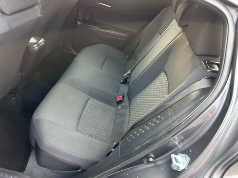 Used 2021 Toyota C-HR LE image 28