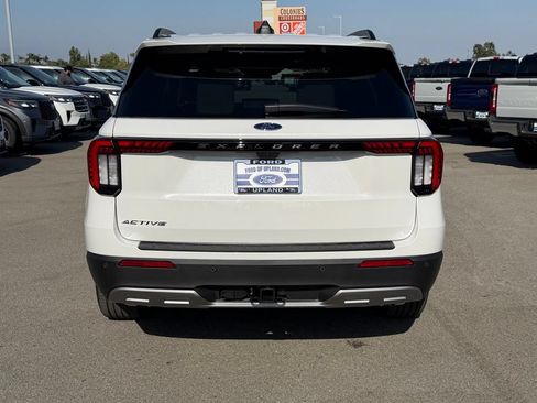 New 2026 Ford Explorer Active w/ Active Comfort Package RWD image 5