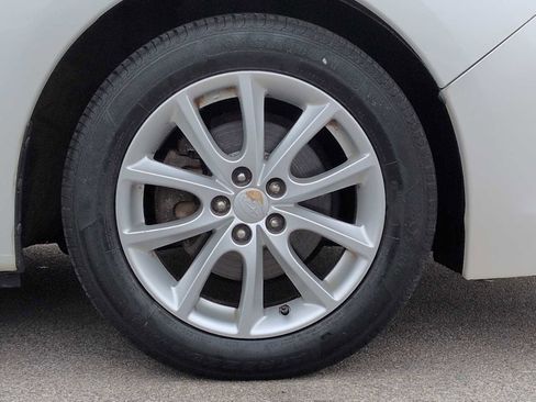 Used 2013 Subaru Impreza 2.0i Premium w/ All-Weather Pkg image 10