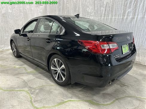 Used 2017 Subaru Legacy 2.5i Limited AWD/4WD image 7