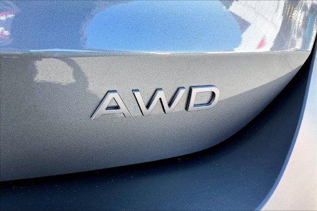 New 2027 Nissan Kicks SV w/ SV Premium Package AWD/4WD image 9