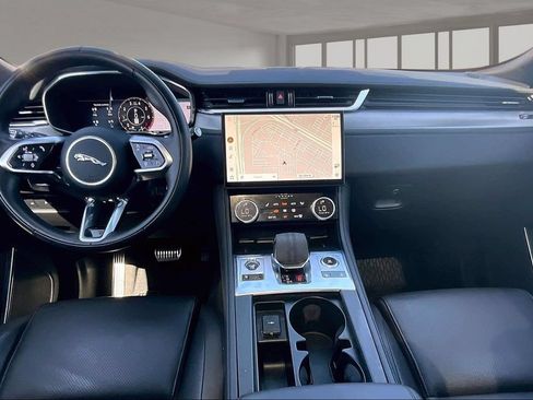 Used 2023 Jaguar F-PACE S AWD/4WD image 14