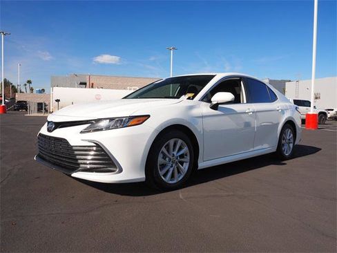 Certified 2023 Toyota Camry LE image 2