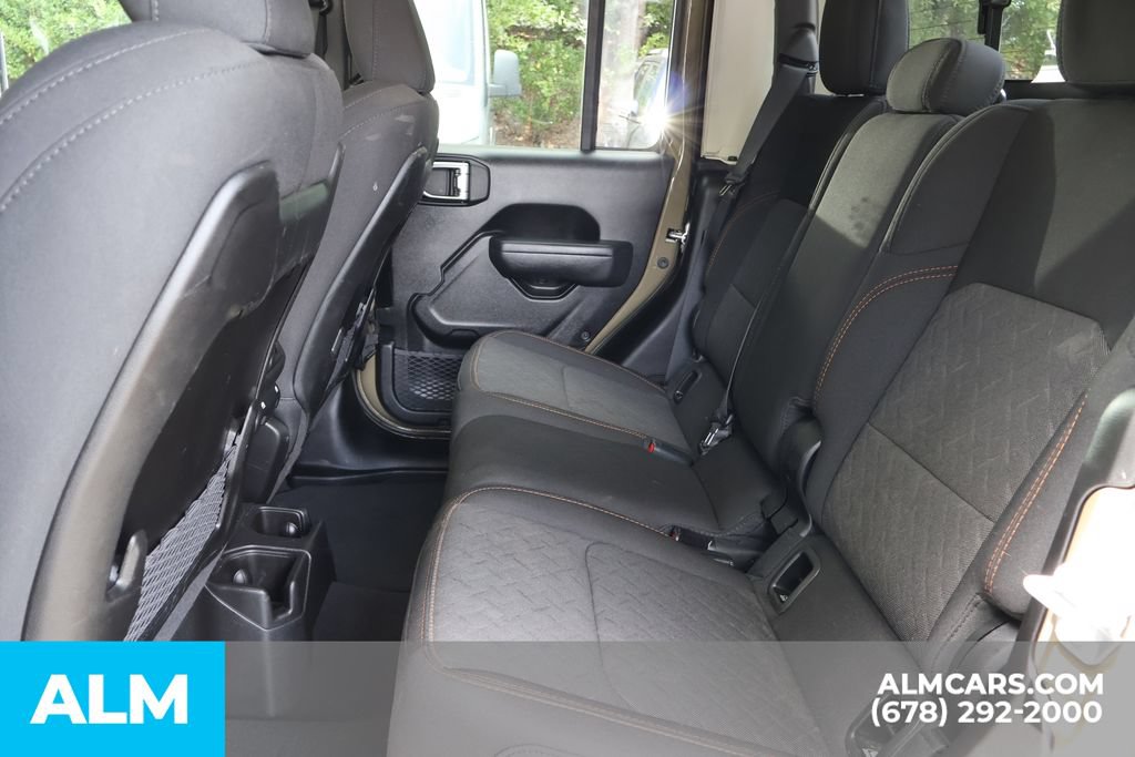 Used 2026 Jeep Gladiator Mojave AWD/4WD image 15