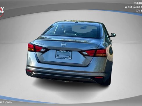 Used 2023 Nissan Altima 2.5 SV image 6