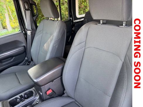 Used 2019 Jeep Wrangler Unlimited Sport AWD/4WD image 12