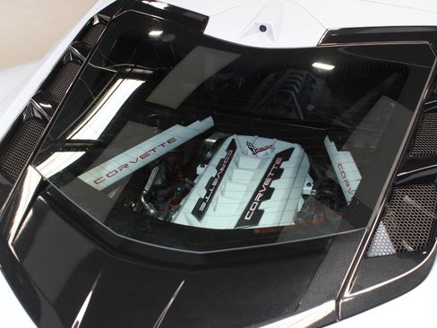 Used 2020 Chevrolet Corvette Stingray Premium Cpe w/ 3LT Preferred Equipment Group image 36