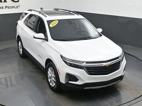 Used 2024 Chevrolet Equinox LT w/ LPO, Floor Liner Package image 46