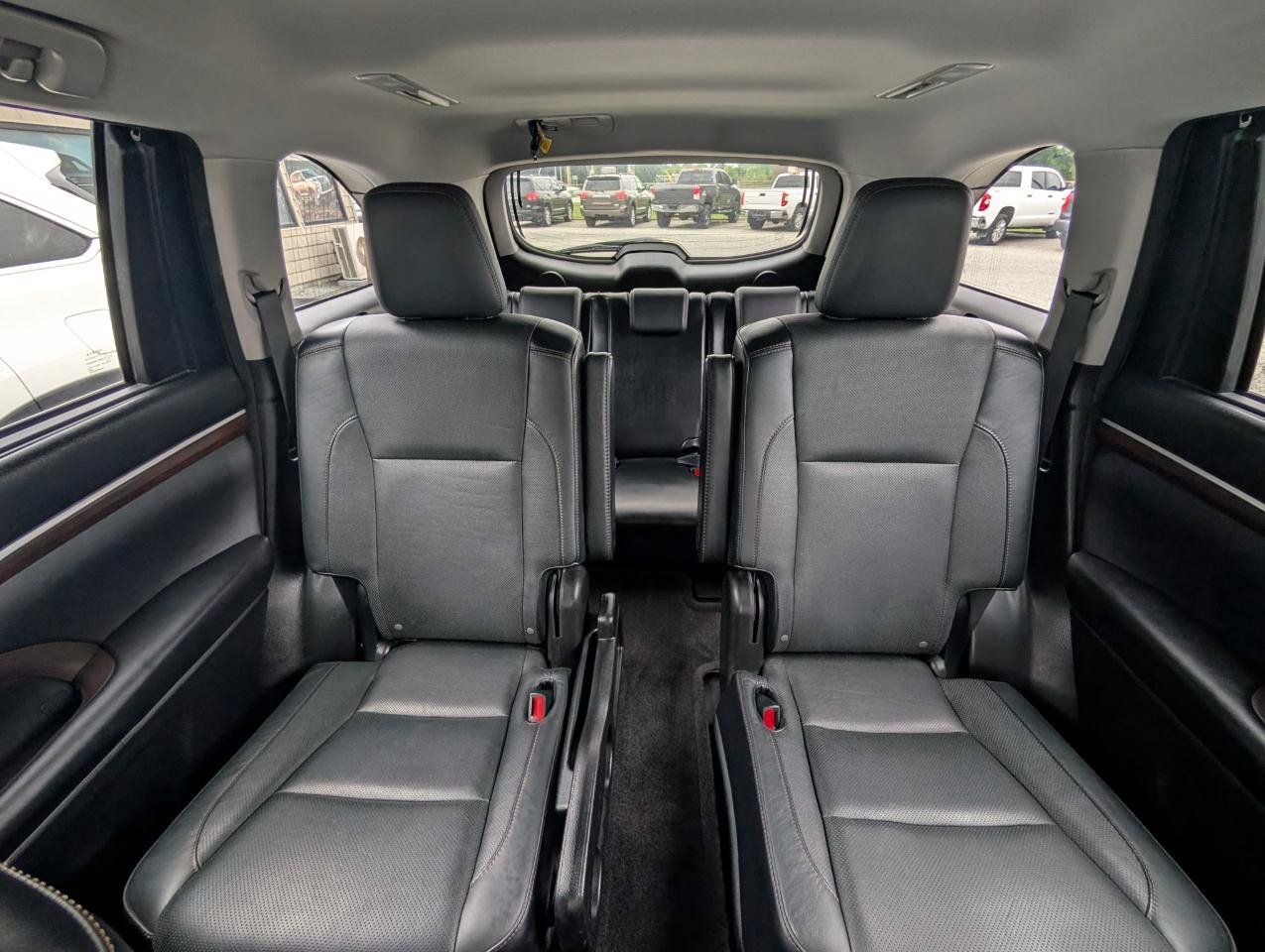 Used 2016 Toyota Highlander Limited FWD image 23