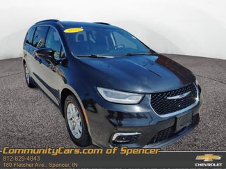 Used 2022 Chrysler Pacifica Touring-L FWD video 1