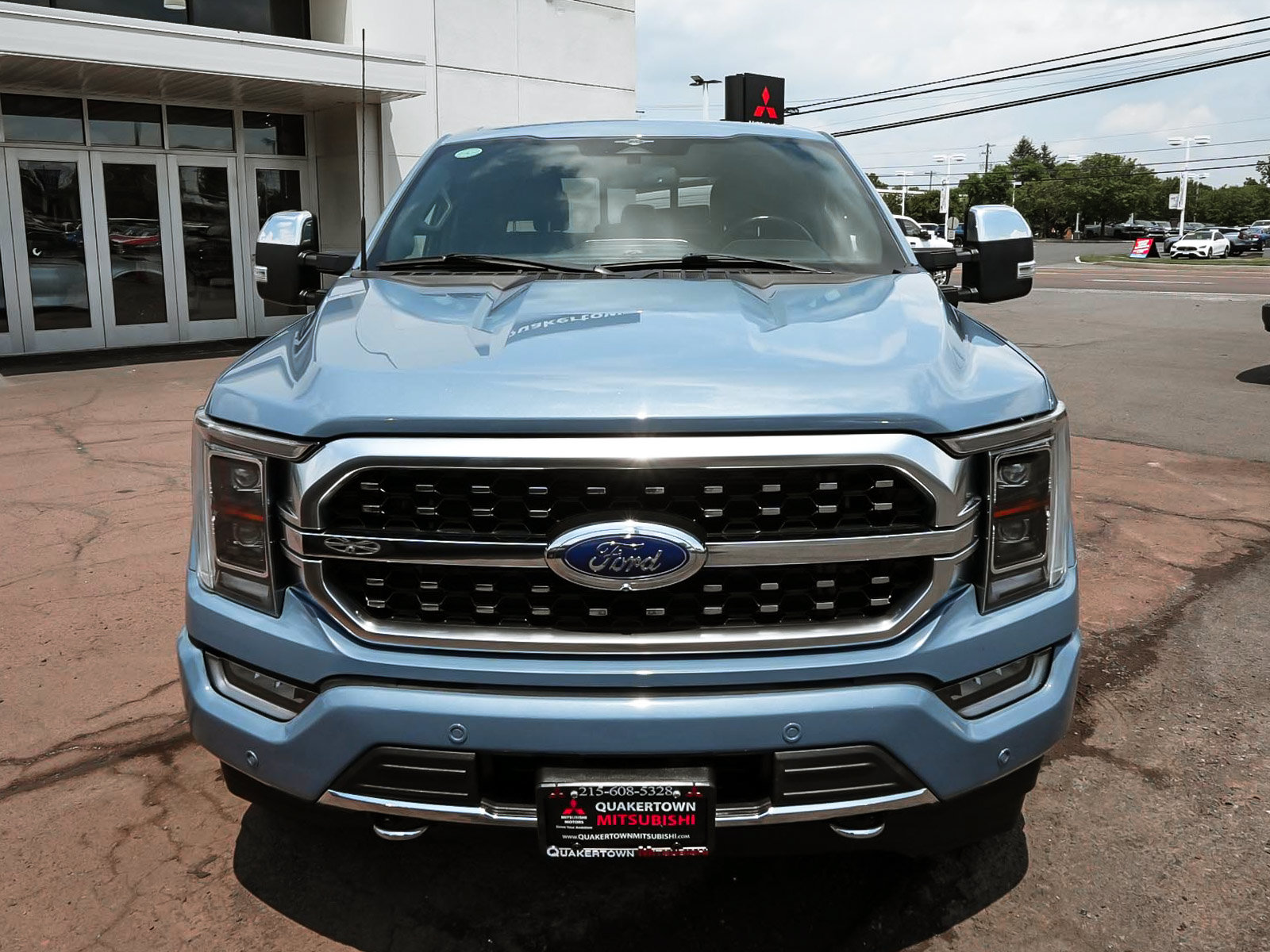 Used 2023 Ford F150 Platinum w/ FX4 Off-Road Package AWD/4WD image 2