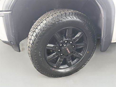 Used 2024 GMC Sierra 3500 AT4 w/ AT4 Premium Plus Package AWD/4WD image 37