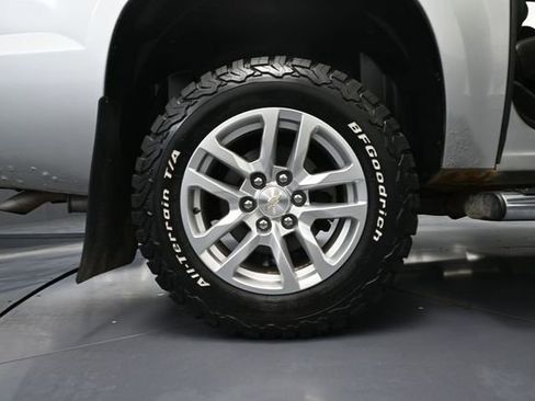 Used 2012 Chevrolet Avalanche LT w/ All-Star Edition AWD/4WD image 16