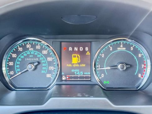 Used 2013 Jaguar XF 3.0 image 8