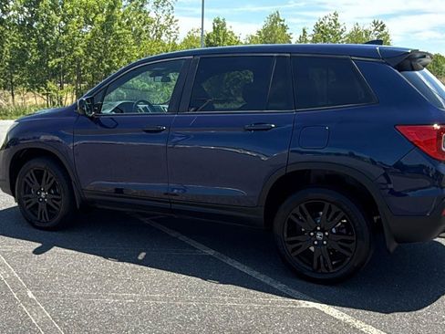 Used 2019 Honda Passport Sport image 10