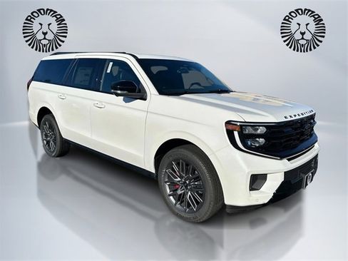 New 2025 Ford Expedition Max Platinum w/ Stealth Performance Package image 3