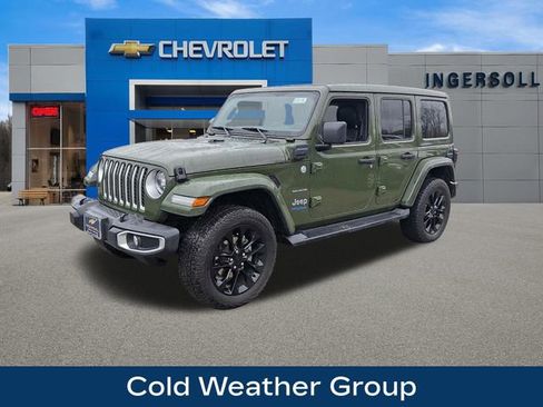 Used 2021 Jeep Wrangler Unlimited Sahara w/ Cold Weather Group image 4