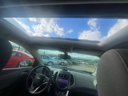 Used 2016 Chevrolet Sonic LT w/ Fun and Sun Package image 31